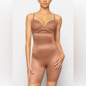 Skims Barely There Mid Thigh Shorts